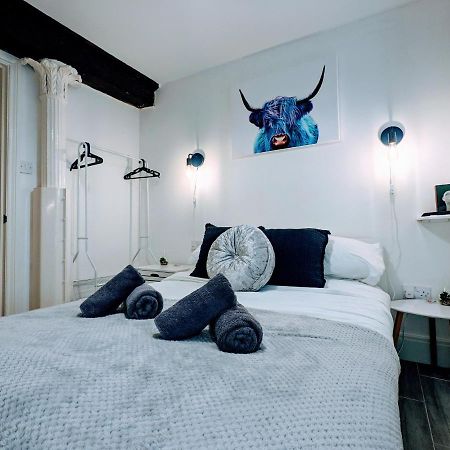 Cosy Riverside Apartment - Free Parking York Eksteriør billede